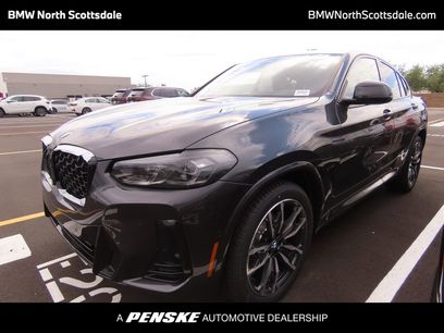 New 2025 BMW X4 xDrive30i w/ Premium Package