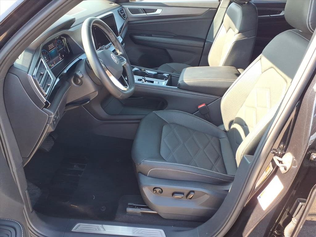 Used 2026 Volkswagen Atlas Cross Sport SE AWD/4WD image 12