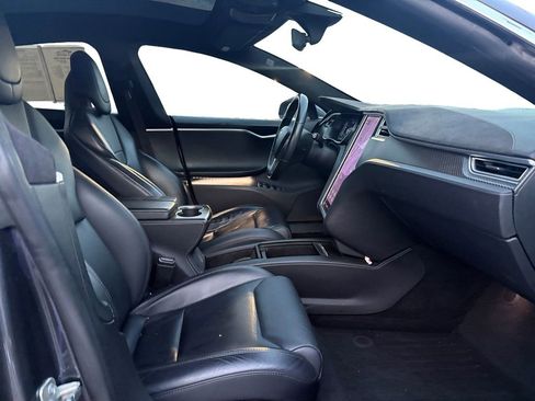 Used 2017 Tesla Model S 90D image 17