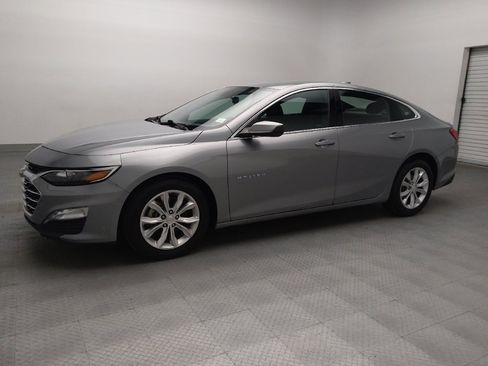 Used 2023 Chevrolet Malibu LT FWD image 2