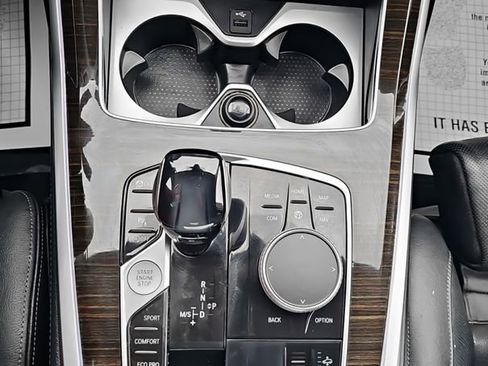 Used 2020 BMW X7 xDrive40i w/ Cold Weather Package image 28