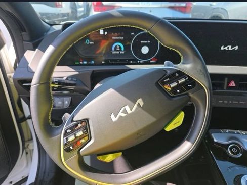 Certified 2024 Kia EV6 GT AWD/4WD image 11