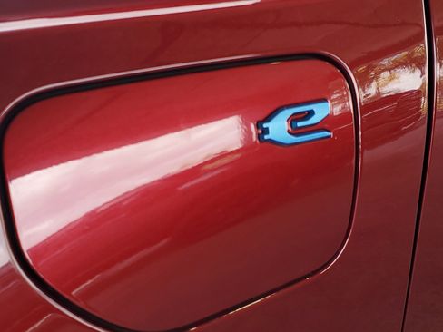 Used 2024 Jeep Grand Cherokee Limited 4xe AWD/4WD image 6