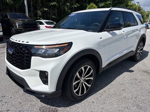 Used 2026 Ford Explorer ST-Line AWD/4WD image 5