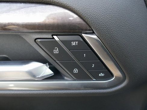 New 2026 Chevrolet Silverado 1500 LTZ w/ LTZ Premium Package image 18