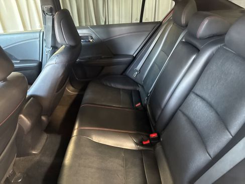 Used 2017 Honda Accord Sport Special Edition image 18