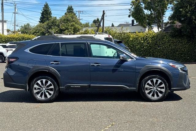 Used 2024 Subaru Outback Touring XT AWD/4WD image 2