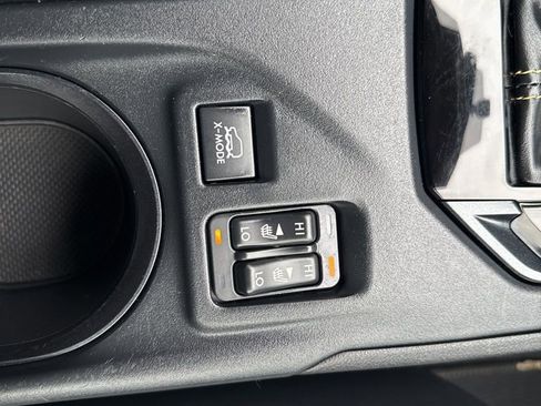 Used 2022 Subaru Crosstrek 2.5i Sport w/ Moonroof Package image 31