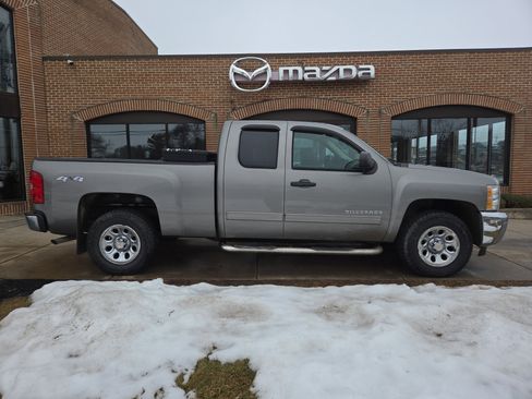 Used 2013 Chevrolet Silverado 1500 LT image 2