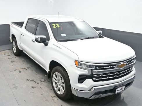 Used 2023 Chevrolet Silverado 1500 LTZ AWD/4WD image 17