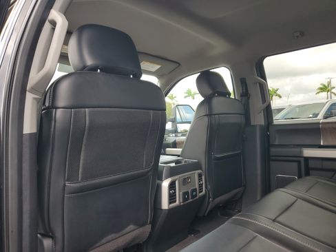 Used 2019 Ford F350 Lariat w/ Lariat Value Package image 12