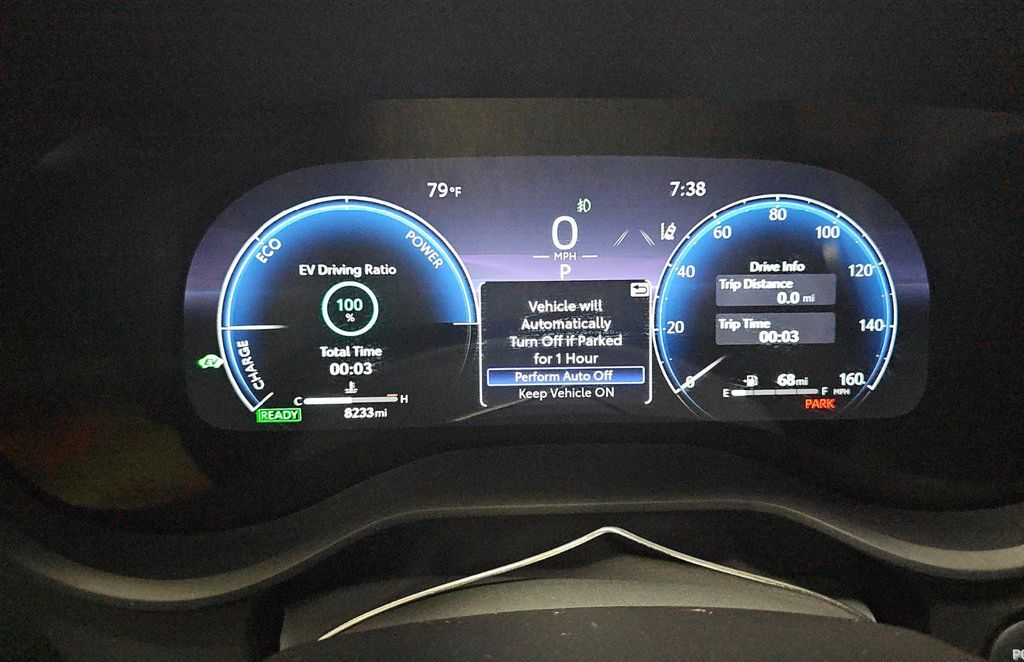 Used 2025 Toyota Sienna XSE FWD image 9