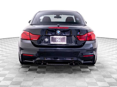 Used 2018 BMW M4 Convertible RWD image 4