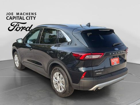 Used 2023 Ford Escape Active w/ Tech Pack #2 AWD/4WD image 7