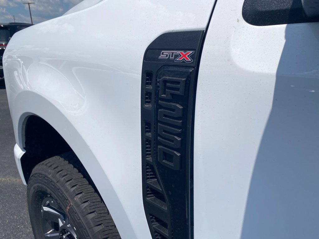 New 2026 Ford F250 XL w/ STX Appearance Package AWD/4WD image 38