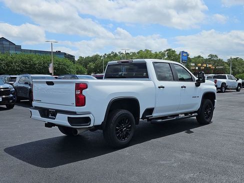 Certified 2022 Chevrolet Silverado 2500 LT w/ Z71 Sport Edition AWD/4WD image 17