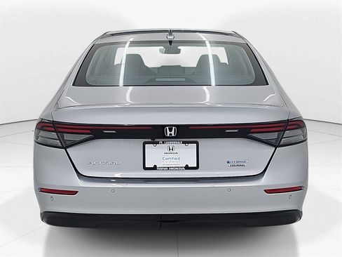 Used 2023 Honda Accord Touring image 7