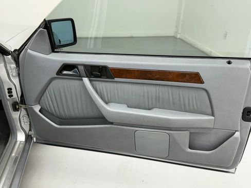 Used 1995 Mercedes-Benz E 320 Coupe image 18