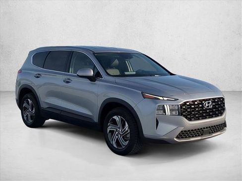 Used 2023 Hyundai Santa Fe SE FWD image 3