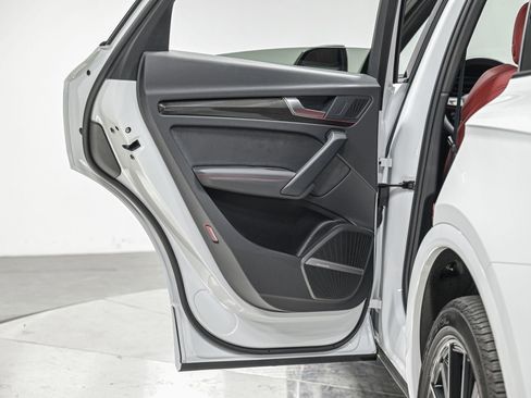 Used 2024 Audi SQ5 Premium Plus w/ Premium Plus Package image 27