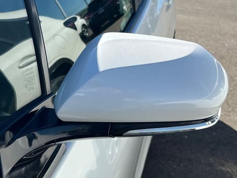 Used 2019 Toyota Prius LE image 9