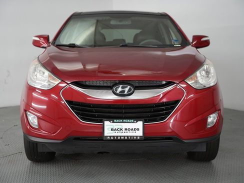 Used 2013 Hyundai Tucson Limited w/ Premium Pkg AWD/4WD image 2