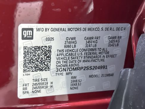 Used 2025 Chevrolet Equinox EV LT image 18