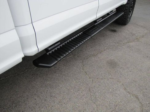 Used 2022 Ford F250 XLT w/ FX4 Off-Road Package image 35