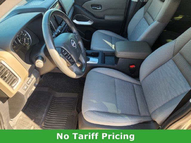 Used 2022 Nissan Frontier SV RWD image 11