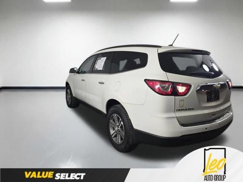 Used 2015 Chevrolet Traverse LT FWD image 8