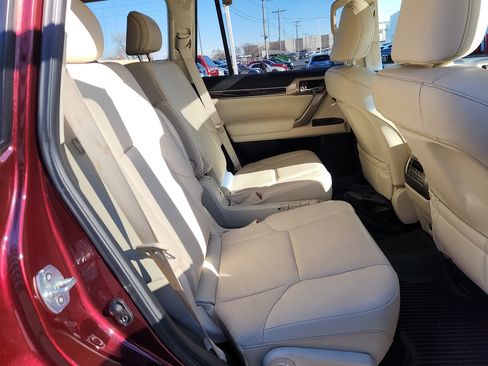 Used 2020 Lexus GX 460 Luxury image 31