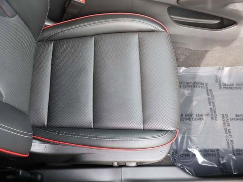 Used 2023 Buick Envision Essence w/ Sport Touring Package image 34