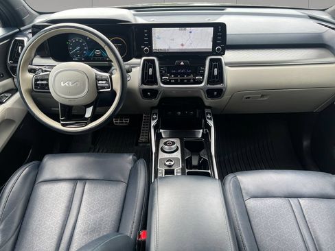 Used 2023 Kia Sorento SX Prestige AWD/4WD image 12