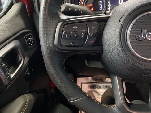 Certified 2024 Jeep Gladiator Mojave w/ Technology Group image 20