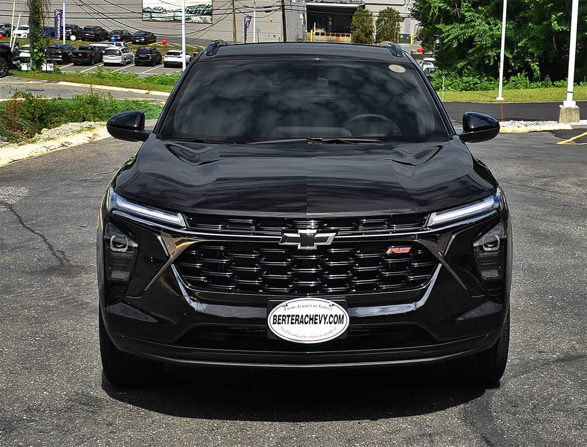 New 2026 Chevrolet Trax RS w/ Driver Confidence Package FWD image 5