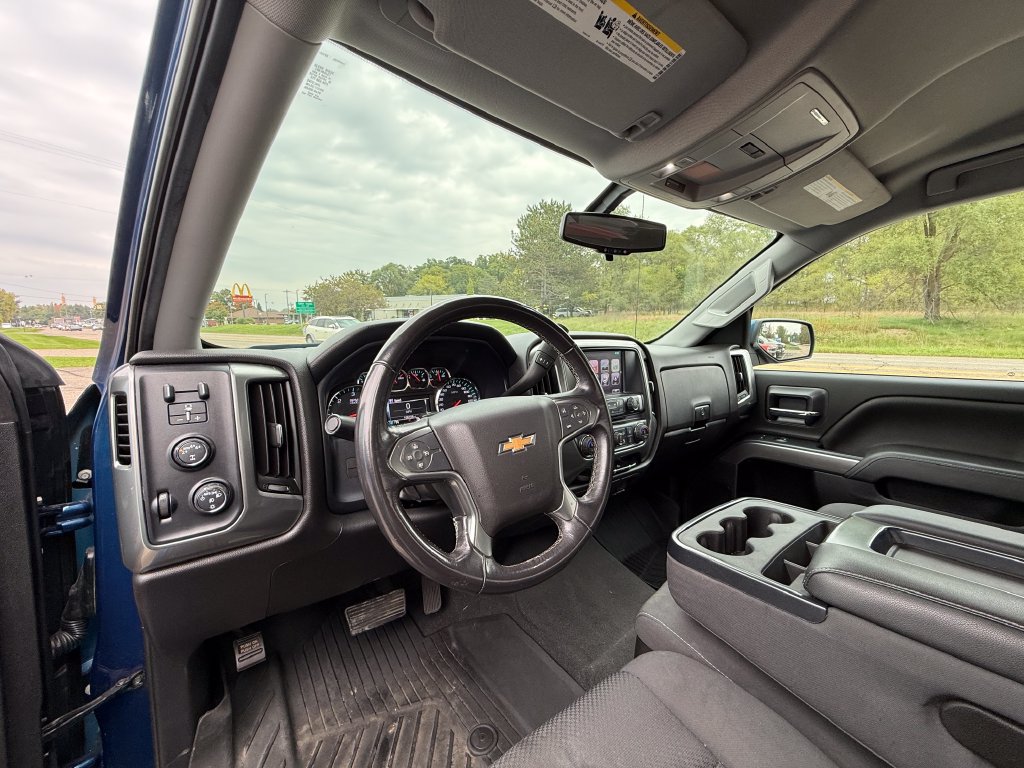 Certified 2019 Chevrolet Silverado 1500 LT Trail Boss AWD/4WD image 16