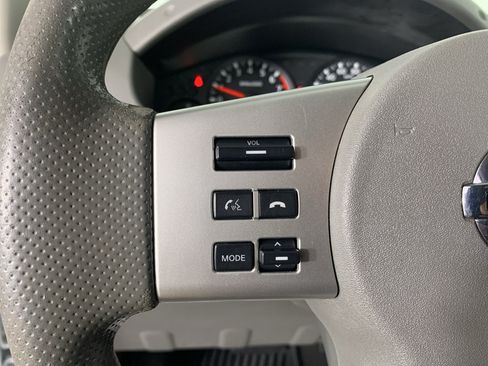Used 2019 Nissan Frontier S RWD image 18