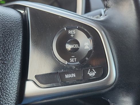 Used 2017 Honda CR-V EX-L image 16