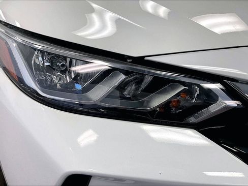 Used 2021 Nissan Sentra SV image 27