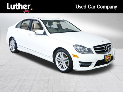 Used 2014 Mercedes-Benz C 300 4MATIC Sedan image 1