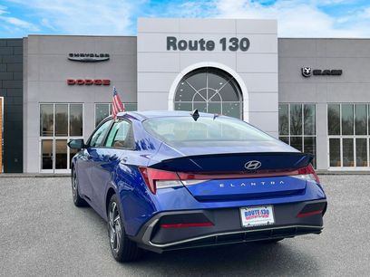 Used 2025 Hyundai Elantra Sport w/ Cargo Package