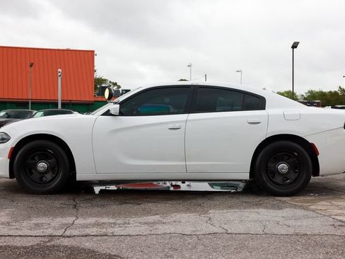 Used 2015 Dodge Charger Police RWD image 4