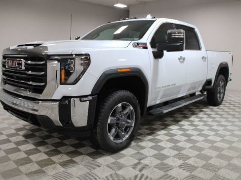 New 2026 GMC Sierra 2500 SLT w/ SLT Premium Package image 7