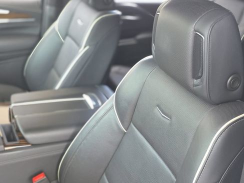 Used 2023 Cadillac Escalade Premium Luxury w/ LPO, Floor Liner Package AWD/4WD image 24