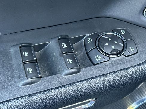 Used 2022 Ford Expedition XLT RWD image 12