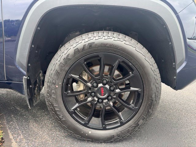 Used 2023 Toyota Tundra Limited w/ TRD Off-Road Package AWD/4WD image 9