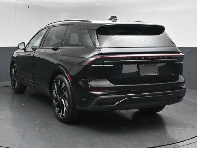Certified 2026 Lincoln Nautilus Reserve w/ Jet Appearance Package AWD/4WD image 6