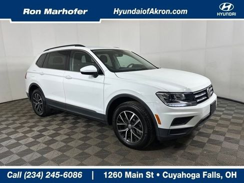 Used 2021 Volkswagen Tiguan SE image 1