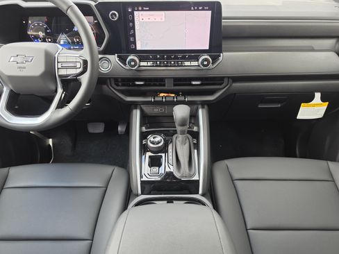 New 2026 Chevrolet Colorado Trail Boss w/ Midnight Edition AWD/4WD image 21