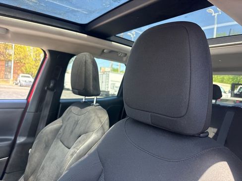 Used 2018 Jeep Renegade Altitude AWD/4WD image 26